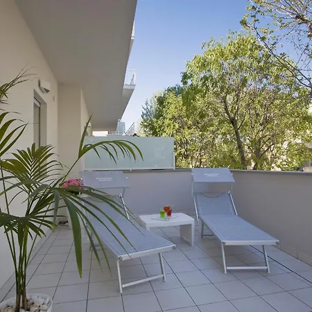 Armony アパートホテル ミザーノ・アドリアーティコ