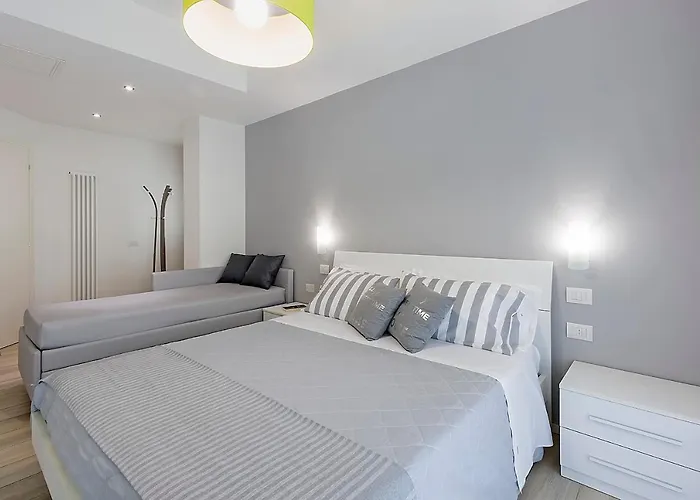 Armony 米萨诺阿德里亚蒂科