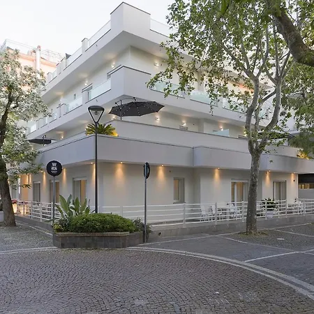 Armony Hotel apartamentowy 3*